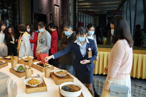 清明假期本地餐饮畅旺, 踏青宴 成爆款