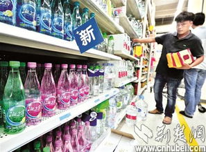 盐汽水变身大众饮品 工厂咸饮料江城俏销引领餐饮新风尚